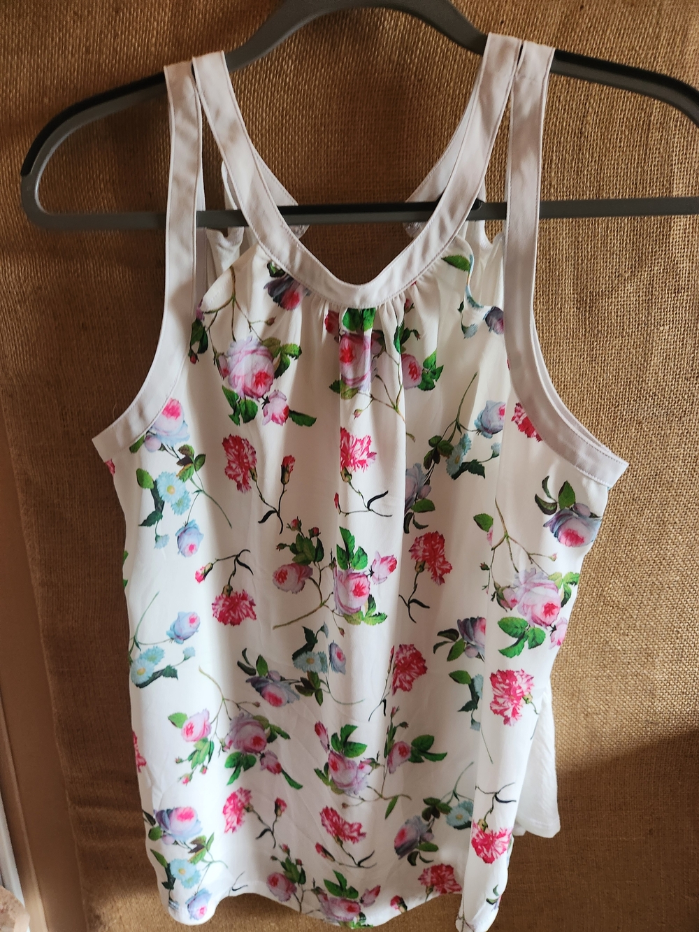 Express White Floral Sleeveless Blouse